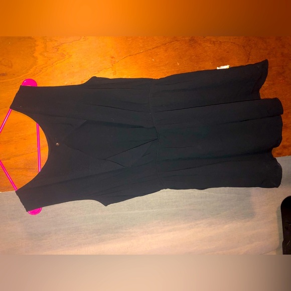 Womens shorts jumpsuit - Picture 3 of 4